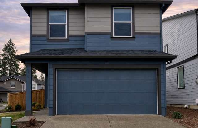 LIKE NEW 4 Bedroom Ridgefield Home on Corner Lot for Rent - 2945 N. 3rd Way - 2945 North 3rd Way, Ridgefield, WA 98642