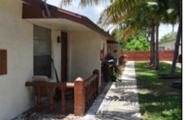 1021 South G Street - D photos photos