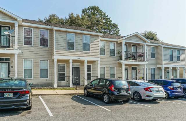 2400 Fred Smith Road Gallery 1