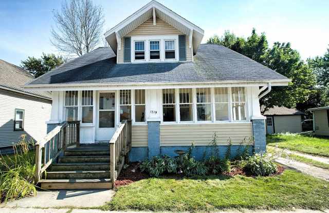 1519 22nd St - 1 photos photos