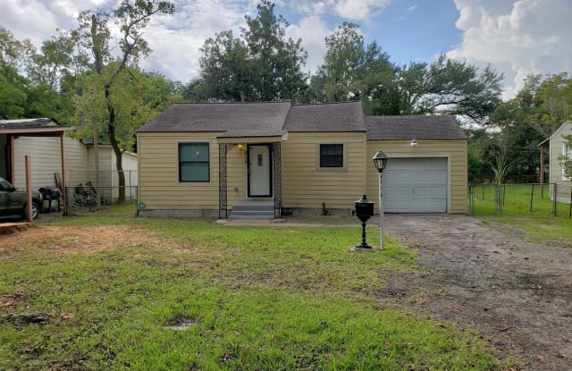 6718 Dillon St - 6718 Dillon Street, Houston, TX 77061