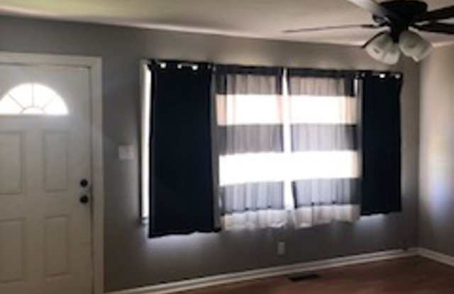 2 bedroom , 1 bath house photos photos
