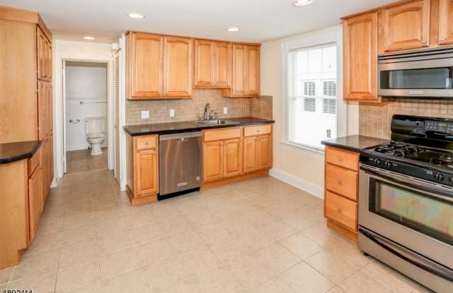 19 Clinton St - 19 Clinton Street, Morristown, NJ 07960