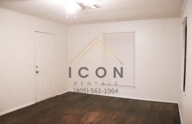1108 West Warren Street Gallery 3