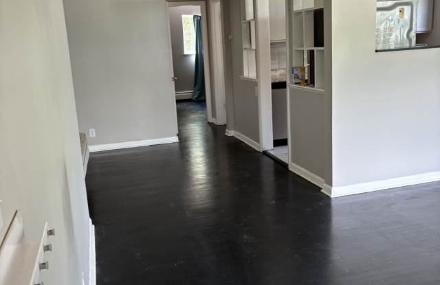 1921 West North Bend Road - 2 Gallery 4