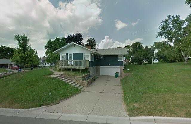 3101 Silver Lake Road Northeast photos photos