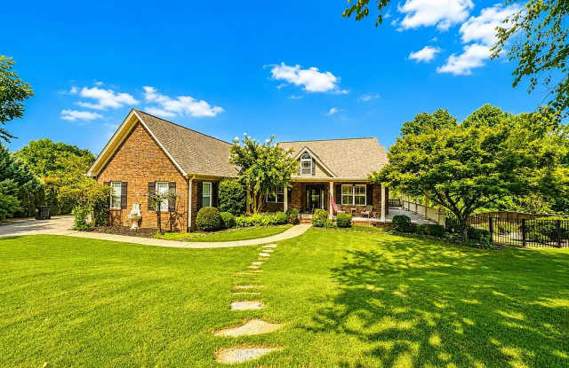 128 Fox Farm Way Gallery 2