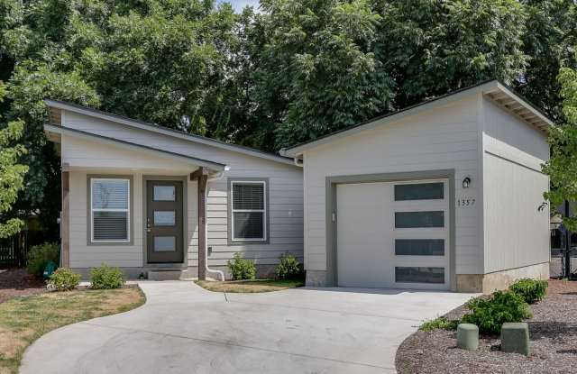 2bdrm/1bthrm Tiny House ~ Landscaping Included! photos photos 2bdrm/1bthrm Tiny House ~ Landscaping Included! photos photos