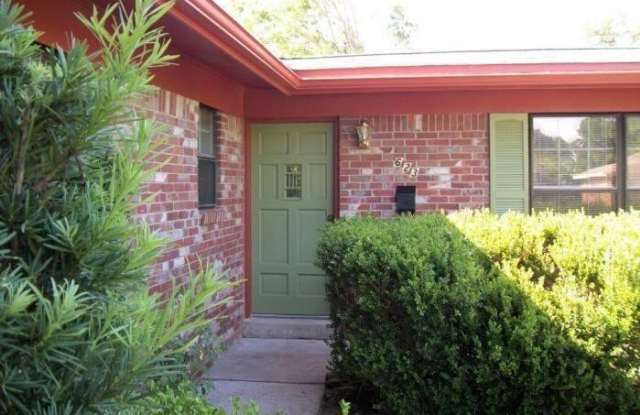 623 Spencer Drive Gallery 2