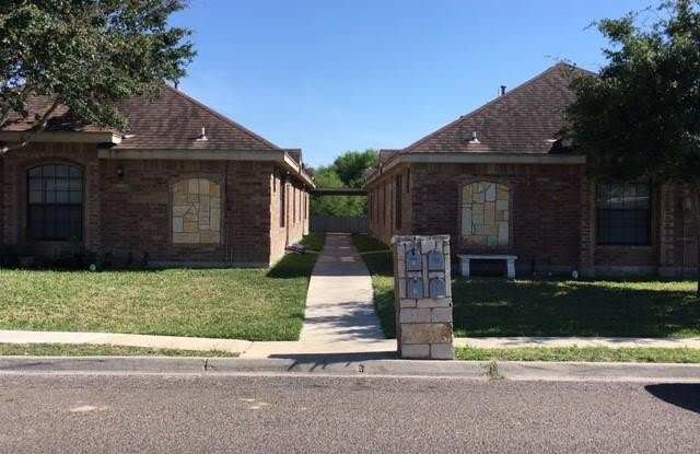 1504 E Quail Street photos photos