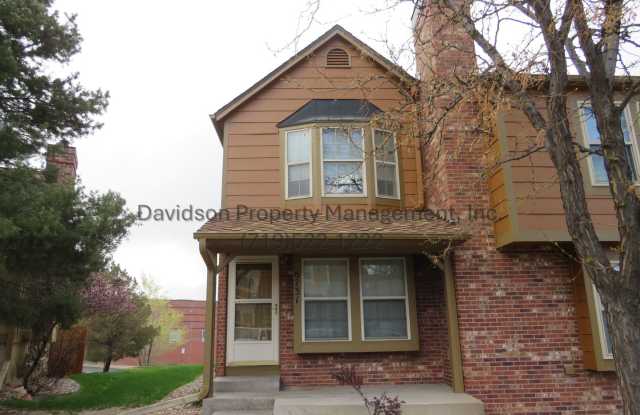 Cozy 2 Bedroom Condo in Rockrimmon photos photos