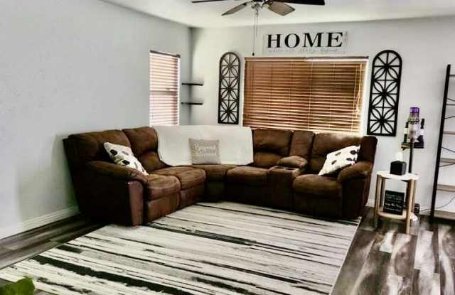 606 Kitty Hawk Dr Gallery 2