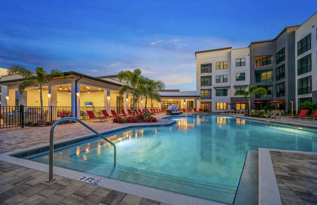 55+ Active Adult Apartment Homes - The Pointe at Lakewood Ranch photos photos
