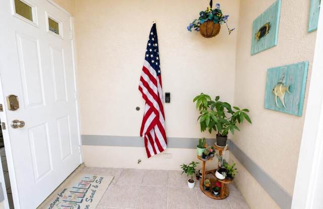 4214 SE HOME Way Gallery 2