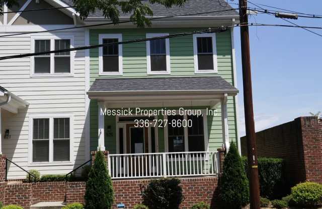Old Salem Area! Walk to Restaurants/Shops/Brewery! photos photos
