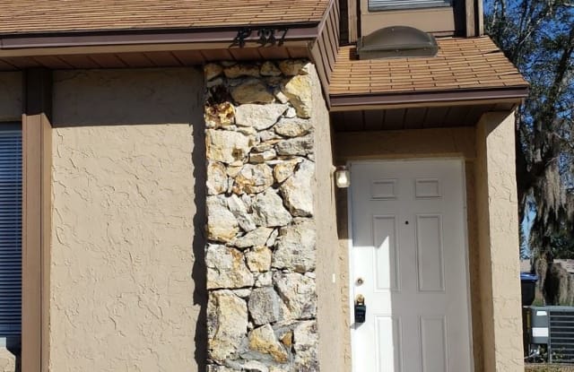 12337 Fox Hound Ct. - 12337 Fox Hound Court, University, FL 32826