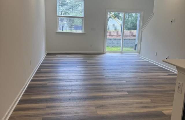 10521 Brookside Reserve Road Gallery 2