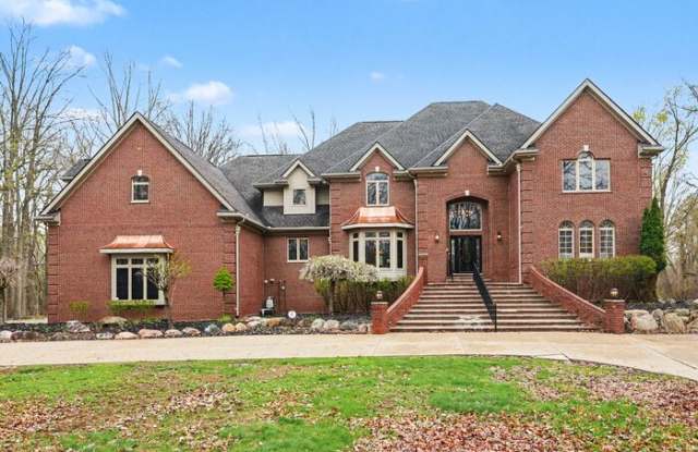 6986 Montgomery Drive Gallery 2