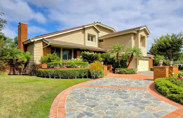 27371 Hidden Trail Road Gallery 3