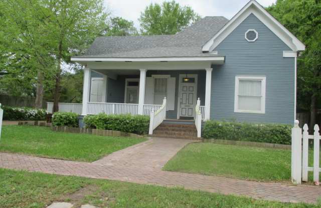 208 E LA - 208 East Louisiana Avenue, Ruston, LA 71270