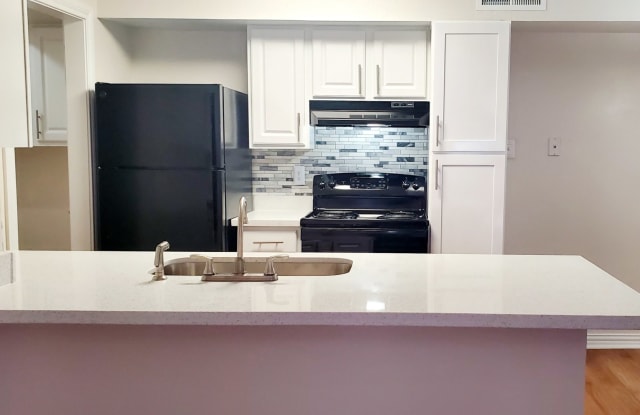 Lakewood Apartments photos photos