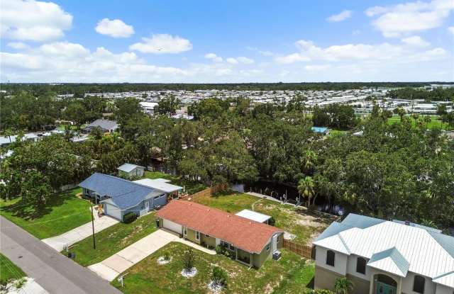 4612 8TH STREET COURT E photos photos