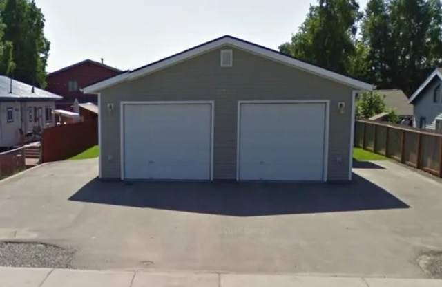 2 Bedroom, 1 Bathroom in Southwest Anchorage. Gallery 1