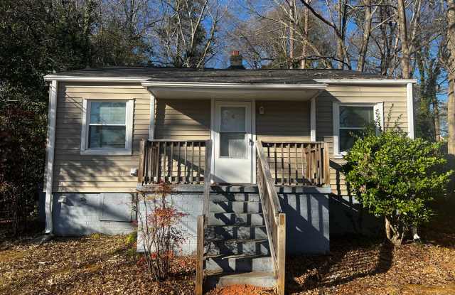 Charming 2 Bedroom Home Minutes from Downtown Greenville photos photos