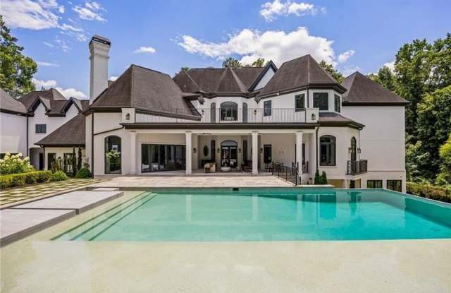 5320 Riverview Road NW Gallery 2