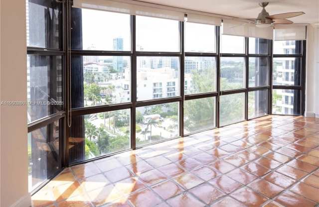 6423 Collins Ave photos photos