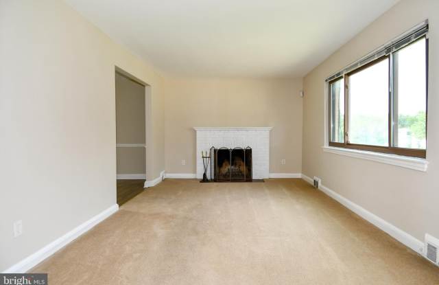 9607 DILSTON Road Gallery 3