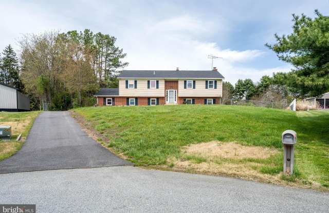 14 WHITE OAK DRIVE photos photos