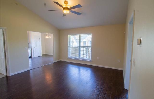 Beautiful 2 bedroom 2 bathroom condo in St. Peters Gallery 3