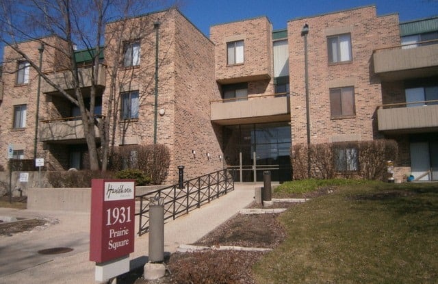 1931 Prairie Square - 1931 Prairie Square, Schaumburg, IL 60173