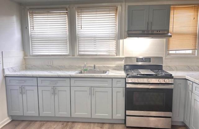 185 Goldsmith Ave photos photos