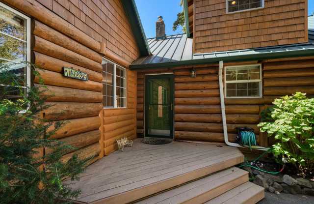 14239 Southeast Fairoaks Lane Milwaukie, OR 97267 Gallery 4