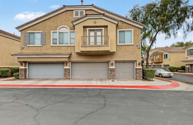 Charming 2-Bedroom Condo with Attached Garage in Gated Community! Gallery 1