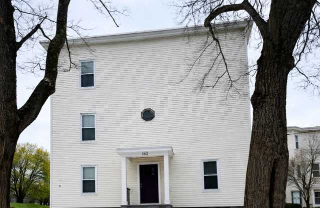 162 Riverside Ave photos photos