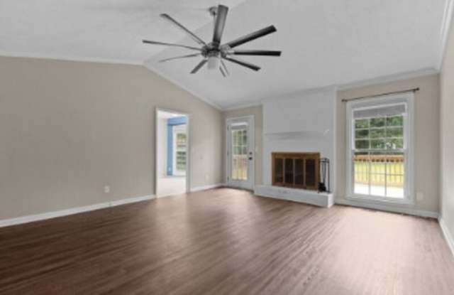 810 Whispering Pines Road Gallery 3