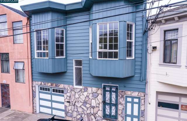 46 Laura St Gallery 3
