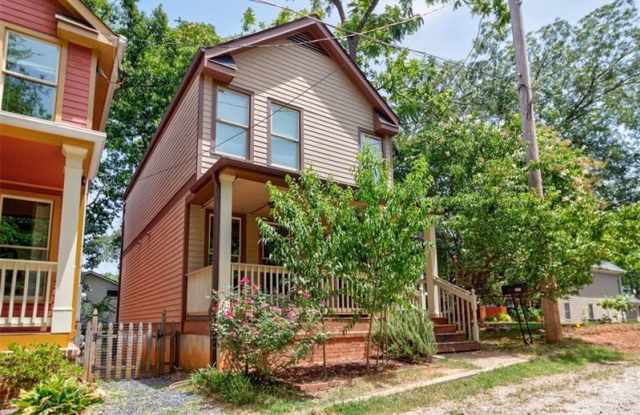658 Narrow Avenue SE Gallery 2