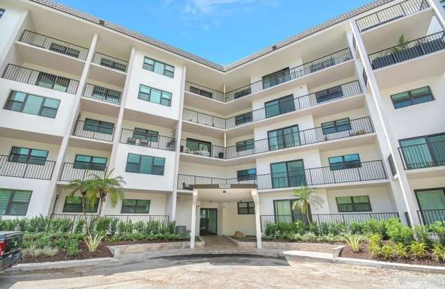 1000 River Reach Dr photos photos