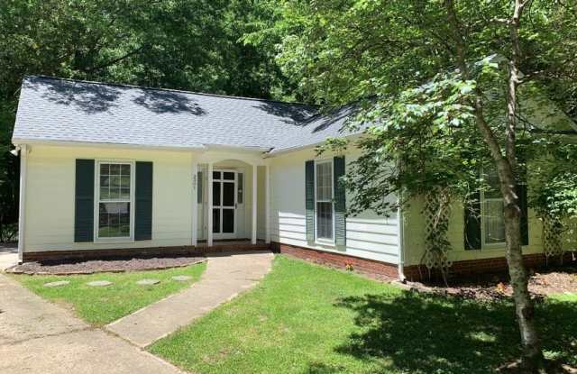 2301 Oldenburg Drive - 2301 Oldenburg Drive, Charlotte, NC 28210