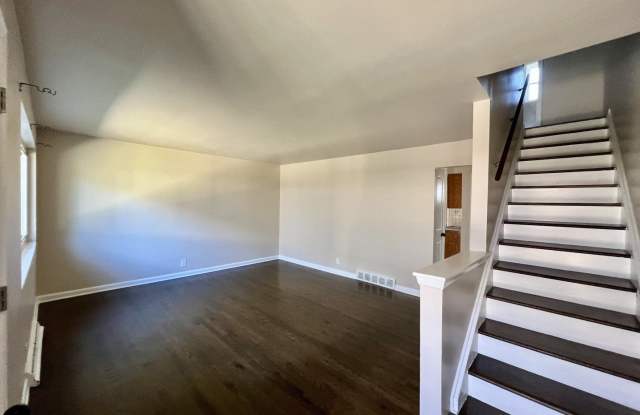 5025 Suffield Court Gallery 2