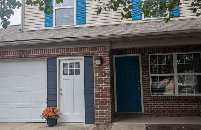 Beautifully Updated 4BR/3BA in Perry Township - 1580 Sq Ft photos photos
