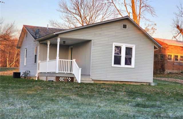 5085 Frazeysburg Road photos photos