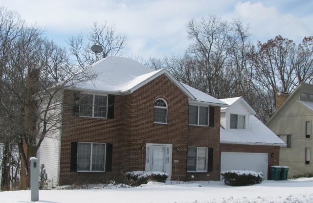 492 Ashford Lane - 492 Ashford Lane, Shorewood Forest, IN 46385