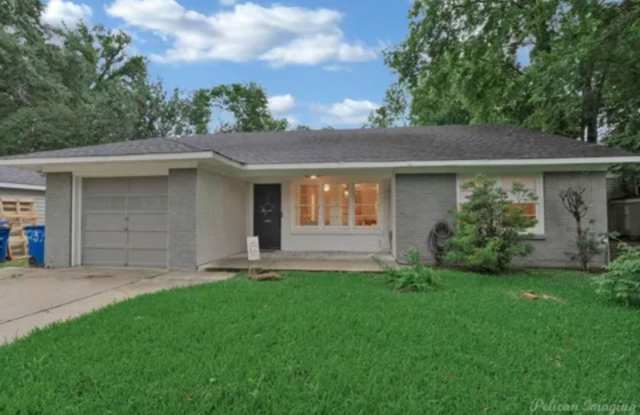 Coming Soon In Broadmoor!! - 237 Carrollton Avenue, Shreveport, LA 71105