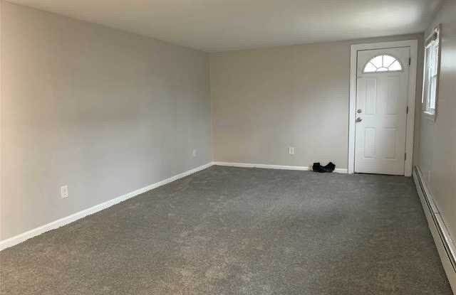 16 Broadway Gallery 2
