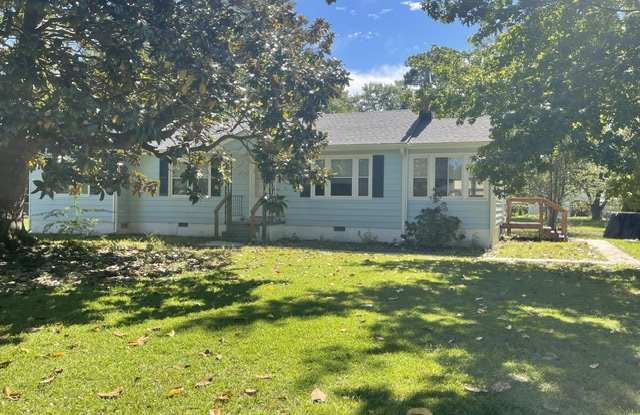 212 Forest Hill Drive Gallery 2